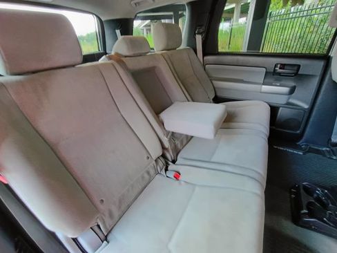 Used 2020 Toyota Sequoia SR5 RWD image 55