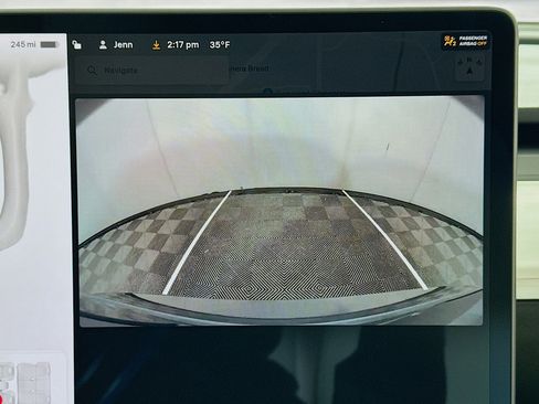 Used 2023 Tesla Model 3 Performance image 3