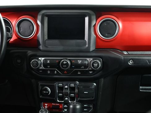 Used 2021 Jeep Wrangler Unlimited Rubicon AWD/4WD image 9
