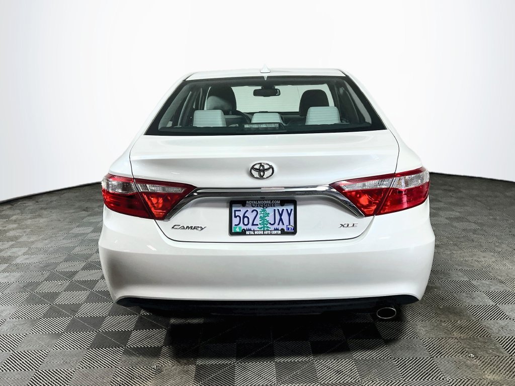 Certified 2017 Toyota Camry XLE w/ Moonroof Package FWD image 6
