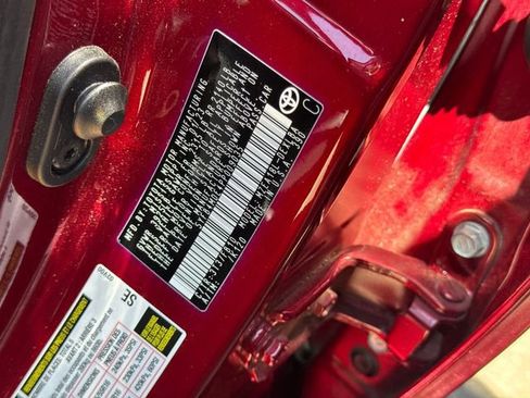 Used 2023 Toyota Corolla LE image 21