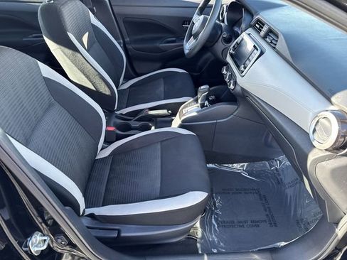 Used 2021 Nissan Versa SV image 23