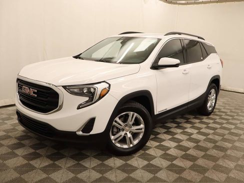 Used 2020 GMC Terrain SLE w/ Driver Convenience Package image 1