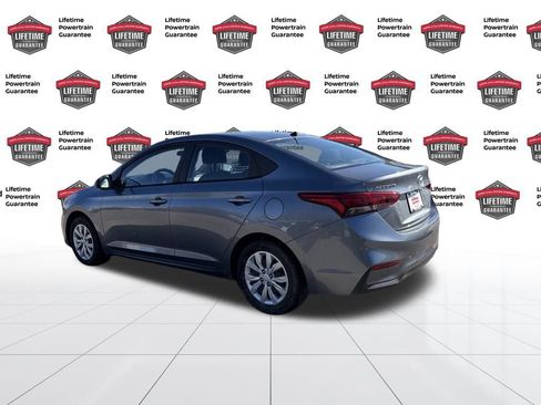 Used 2019 Hyundai Accent SE image 3