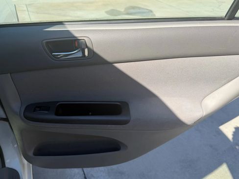 Used 2005 Toyota Camry XLE image 28