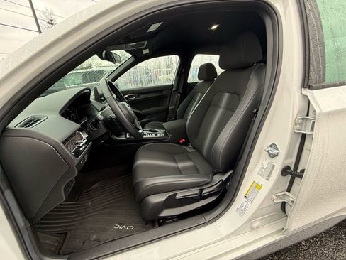 Certified 2025 Honda Civic Sport image 14