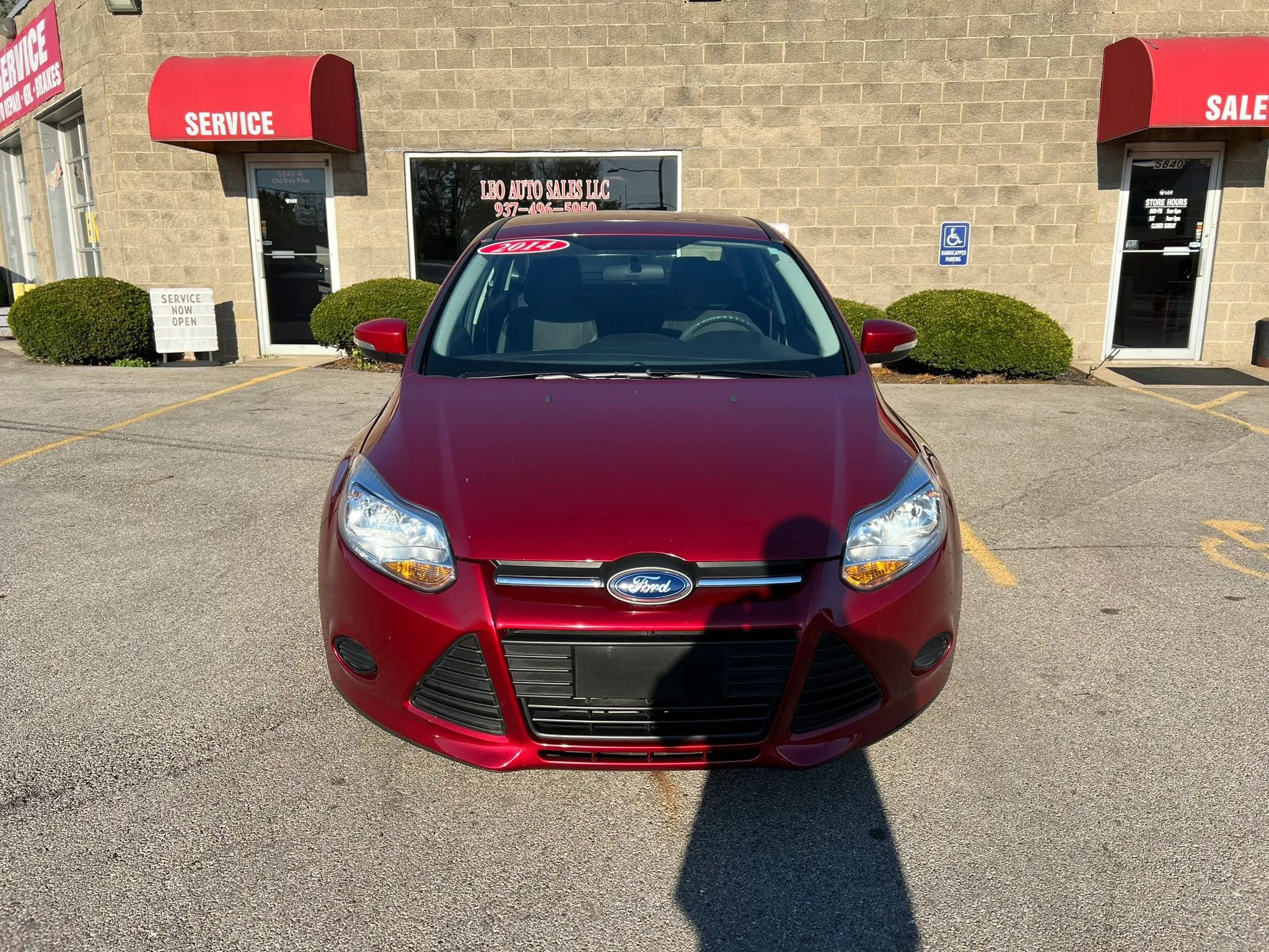 Used 2014 Ford Focus SE FWD image 2