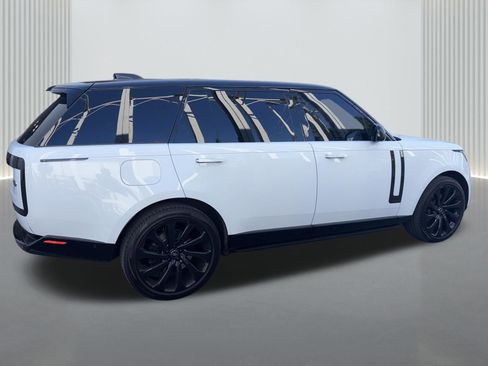 Used 2023 Land Rover Range Rover Long Wheelbase Autobiography AWD/4WD image 3