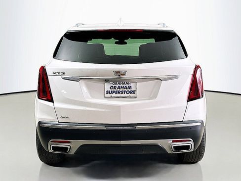 Used 2022 Cadillac XT5 Premium Luxury image 3