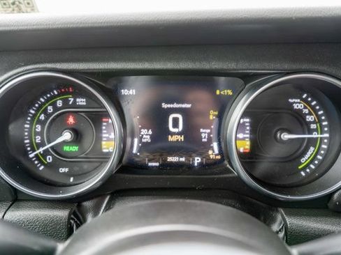 Used 2023 Jeep Wrangler Unlimited Sahara w/ Cold Weather Group AWD/4WD image 20