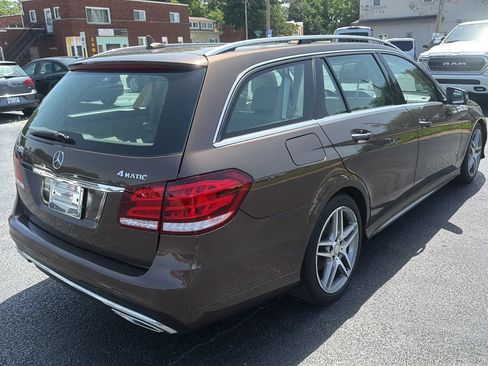 Used 2014 Mercedes-Benz E 350 4MATIC Wagon image 5
