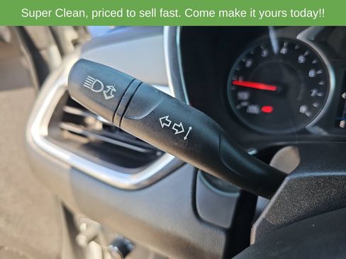 Used 2019 Chevrolet Equinox LT FWD image 19