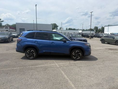 Certified 2026 Subaru Forester Premium AWD/4WD image 2