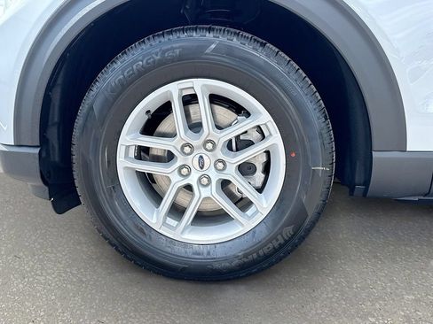 New 2026 Ford Explorer Active w/ Active Comfort Package RWD image 31