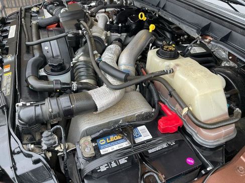 Used 2011 Ford F250 Lariat w/ Chrome Pkg image 55