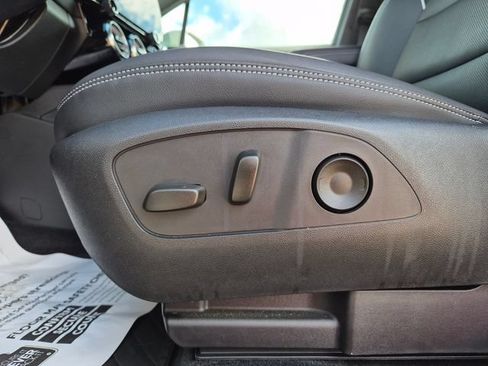 Used 2024 Chevrolet Blazer EV LT AWD/4WD image 18