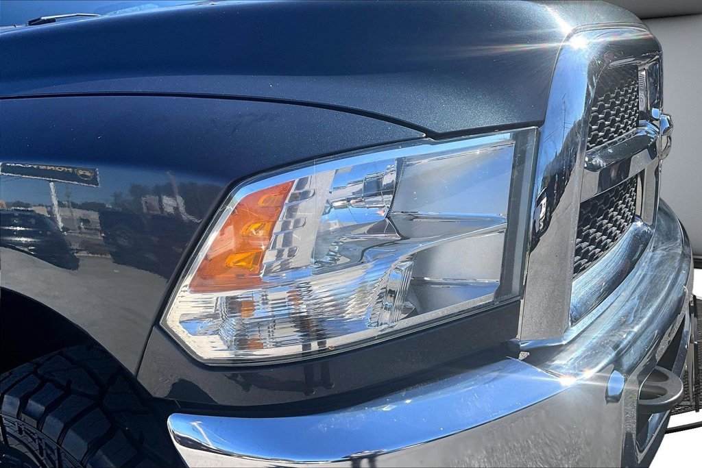 Used 2014 RAM 2500 Tradesman w/ Chrome Appearance Group AWD/4WD image 33