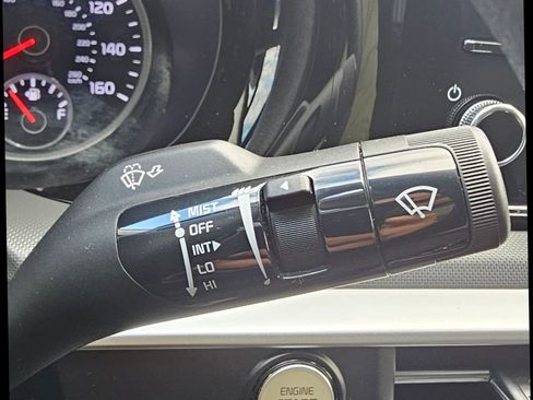 Used 2022 Kia K5 LXS image 19