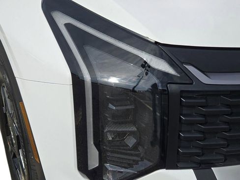 New 2026 Kia Sportage LX w/ LX Convenience Package FWD image 5