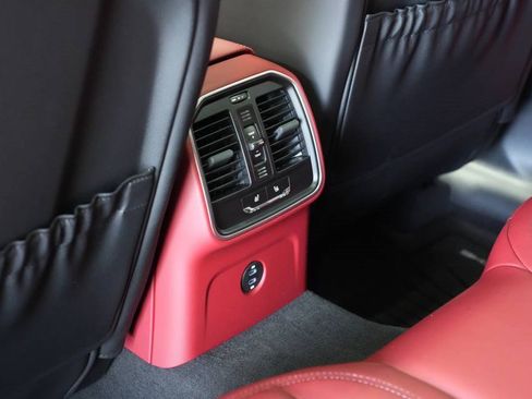 New 2025 Porsche Macan Turbo image 27