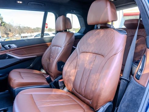 Used 2024 BMW X7 M60i w/ Executive Package image 21