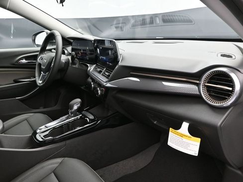 New 2026 Chevrolet Trax ACTIV w/ Driver Confidence Package image 23