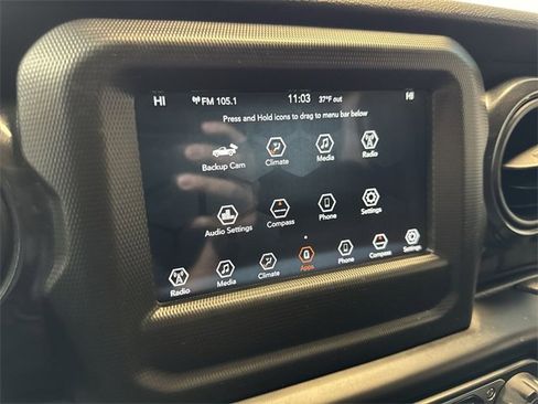 Used 2022 Jeep Gladiator Sport image 16
