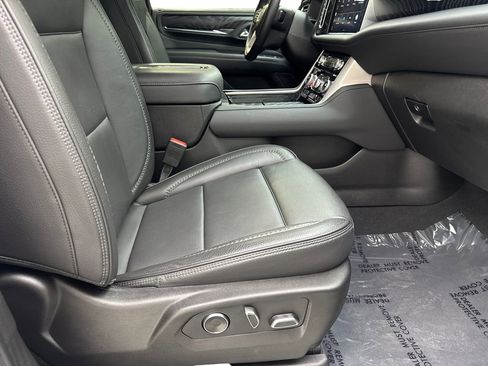 Used 2023 GMC Yukon Denali w/ Denali Reserve Package AWD/4WD image 52