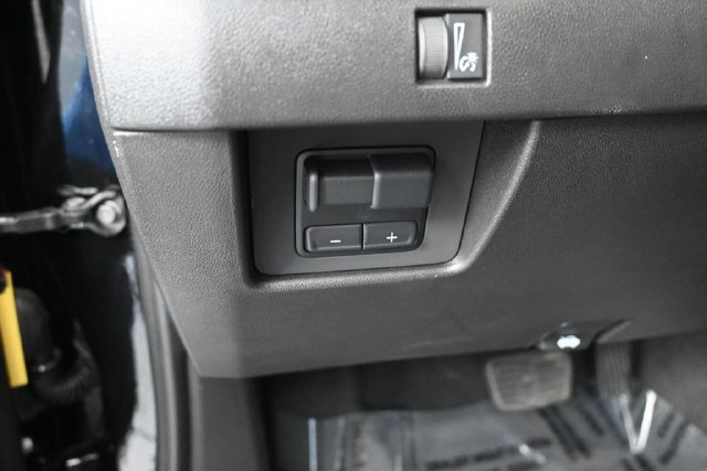 Used 2025 GMC Canyon AT4 w/ Nightfall Edition AWD/4WD image 24