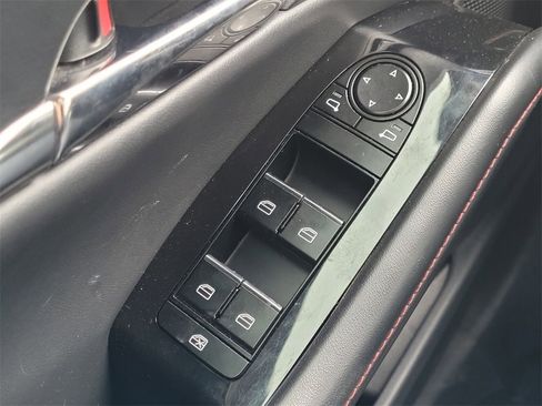 Used 2023 MAZDA CX-30 AWD 2.5 S w/ Preferred Package image 22