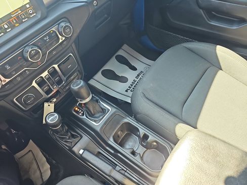 Used 2021 Jeep Wrangler Unlimited Sport w/ Sun And Sound Package AWD/4WD image 26