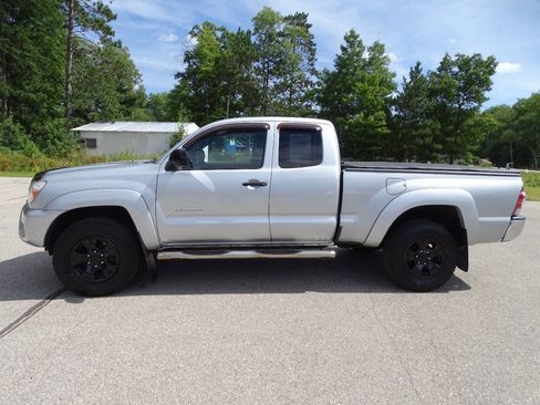 Used 2012 Toyota Tacoma 4x4 Access Cab SR5 image 5