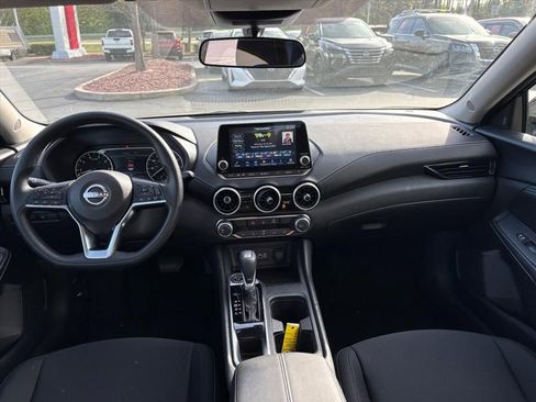 Certified 2025 Nissan Sentra SV w/ Trunk Package image 9