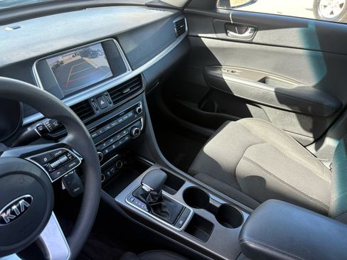 Used 2019 Kia Optima LX FWD image 16