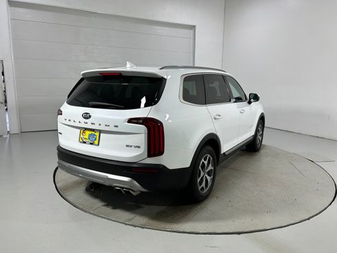 Used 2020 Kia Telluride EX AWD/4WD image 38