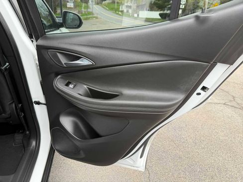 Used 2023 Buick Encore GX Preferred image 31