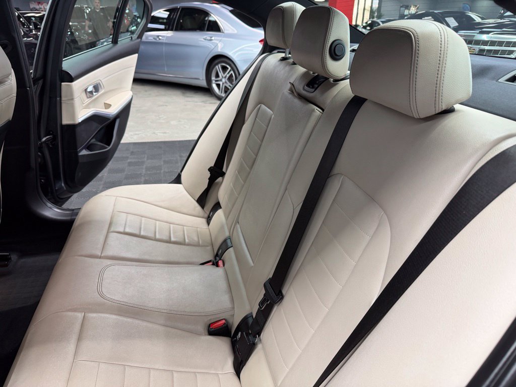 Used 2020 BMW 330i xDrive Sedan w/ Convenience Package AWD/4WD image 39