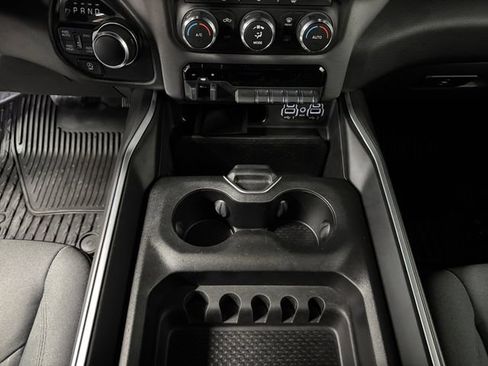 Used 2021 RAM 1500 Big Horn AWD/4WD image 18