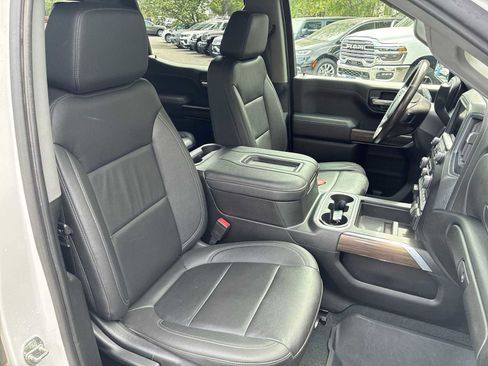 Used 2022 Chevrolet Silverado 1500 LT Trail Boss w/ Convenience Package II AWD/4WD image 23