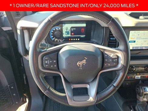 Used 2022 Ford Bronco Wildtrak image 19