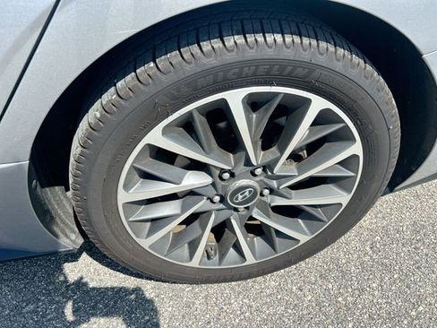 Used 2020 Hyundai Sonata Limited image 14