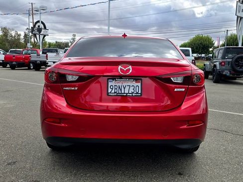 Used 2018 MAZDA MAZDA3 Touring image 5