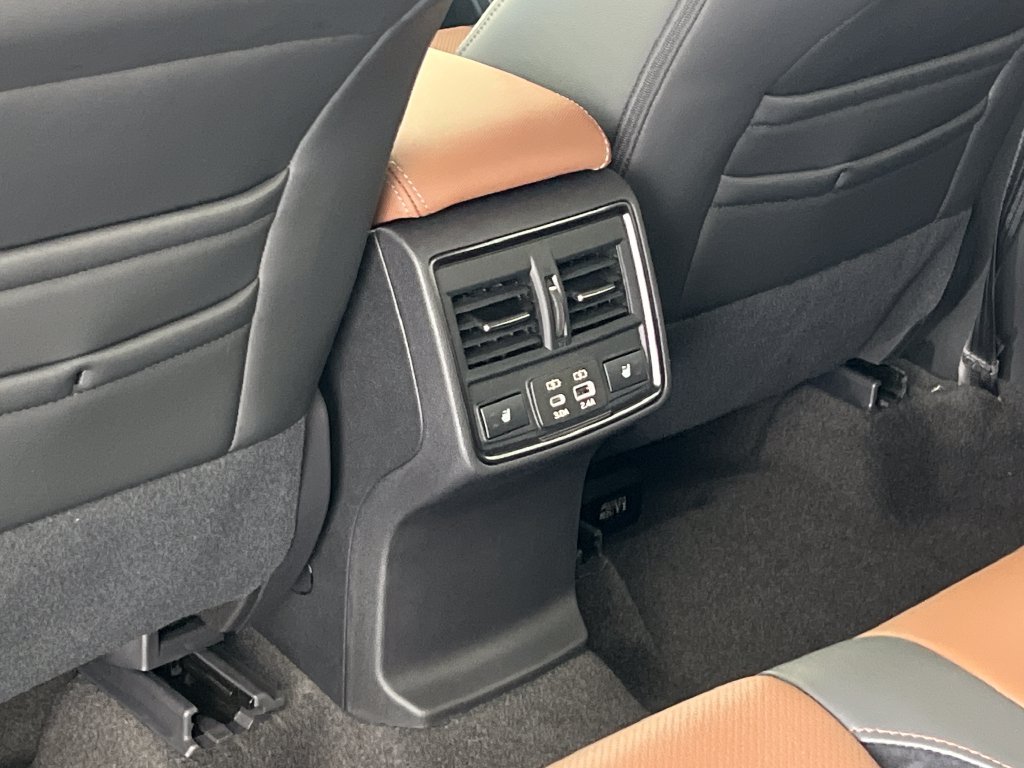 New 2026 Subaru Forester Touring AWD/4WD image 38