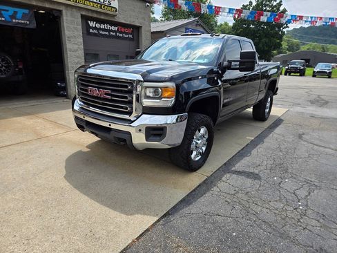 Used 2015 GMC Sierra 2500 SLE AWD/4WD image 3