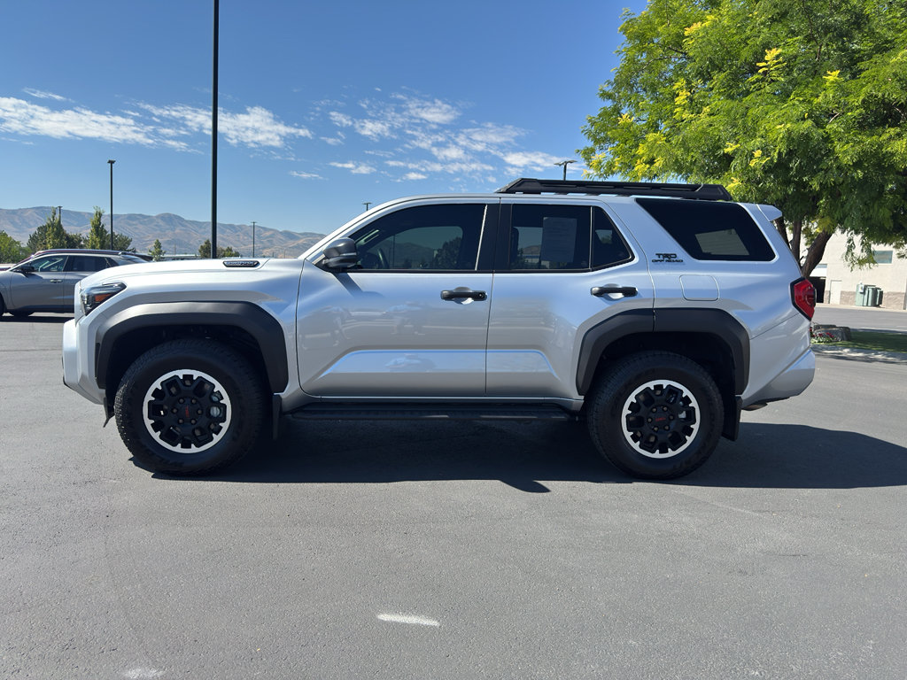Certified 2025 Toyota 4Runner TRD Off-Road AWD/4WD image 6