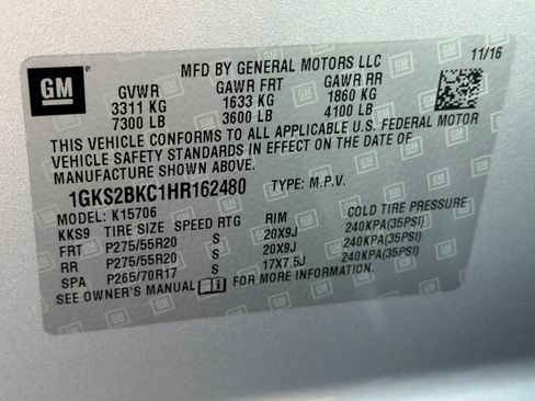 Used 2017 GMC Yukon SLT AWD/4WD image 31
