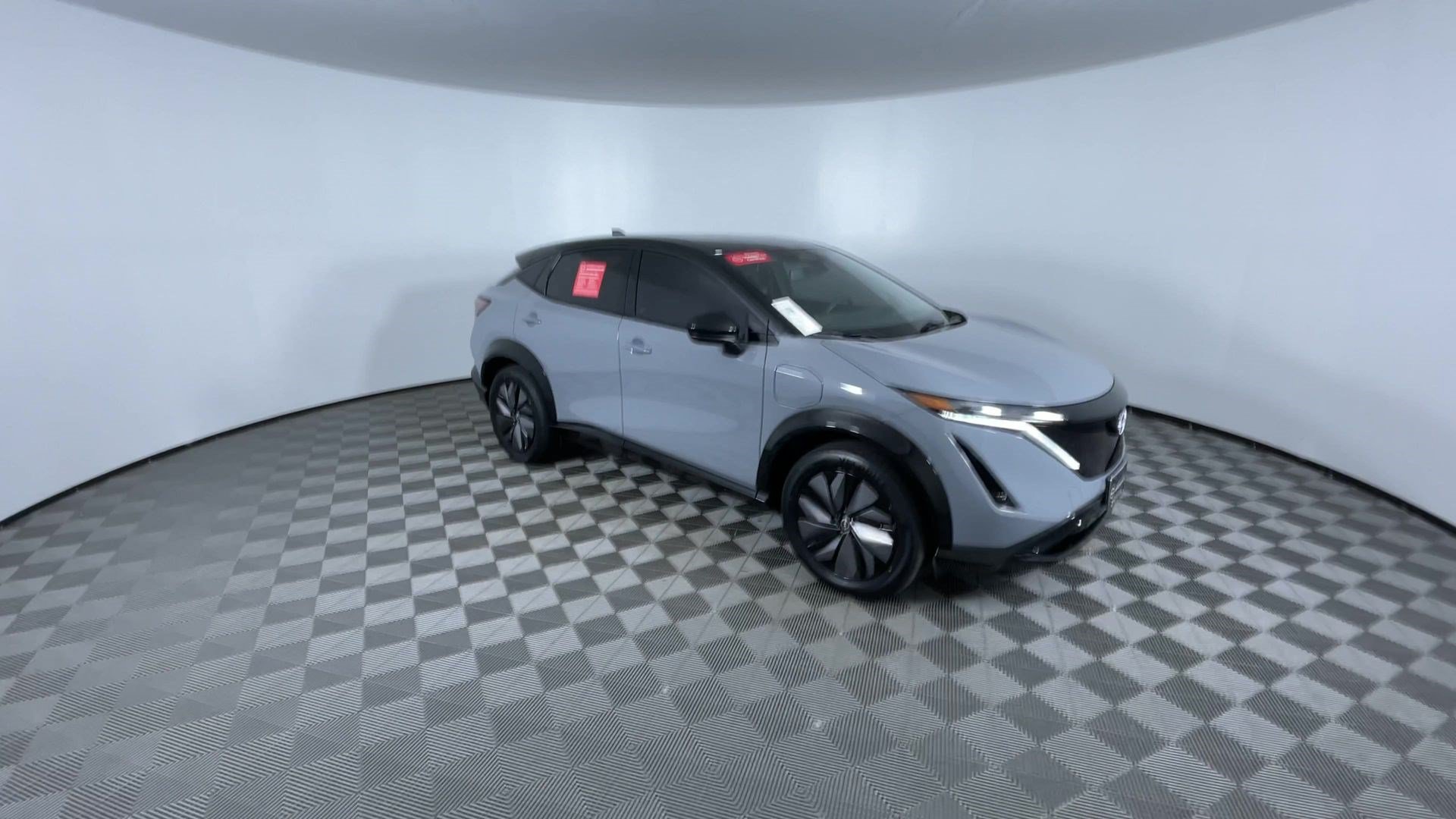 Certified 2024 Nissan Ariya AWD image 2
