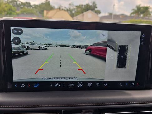 New 2025 Lincoln Aviator Reserve w/ Luxury Package image 25