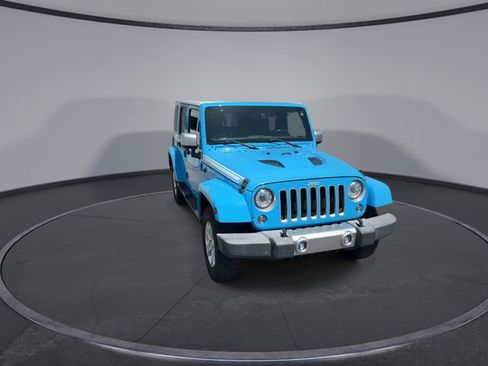 Used 2017 Jeep Wrangler Unlimited Sahara w/ Quick Order Package 24E Chief AWD/4WD image 3