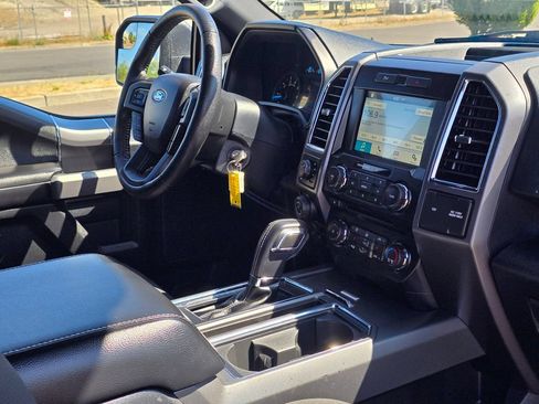 Used 2016 Ford F150 XLT w/ Equipment Group 302A Luxury AWD/4WD image 19